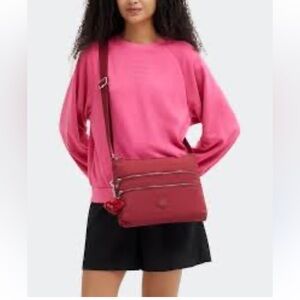 Kipling Alvar crossbody bag good condition